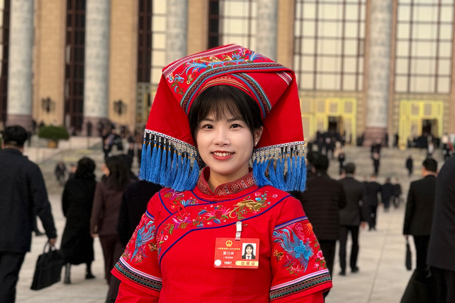全國人大代表董月琳：挖掘“一花一城”產業(yè)鏈